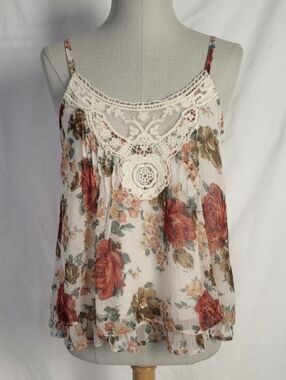 MYTH Vintage Y2K Fairy Floral Cami  Sleeveless Crochet Boho Ruffle Tank Small